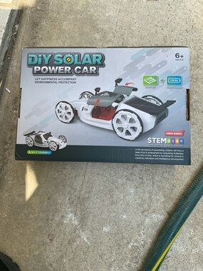 DIY Solar Power Car Toy - White